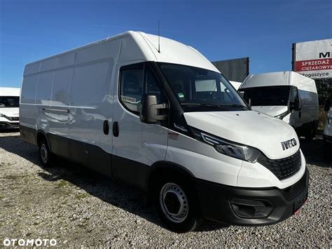 Używane Iveco Daily 35 140 Hi Matic 8 biegów Full LED Tempomat Furgon