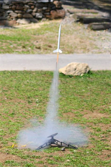 Model Rocket Launch | Matthew Petroff