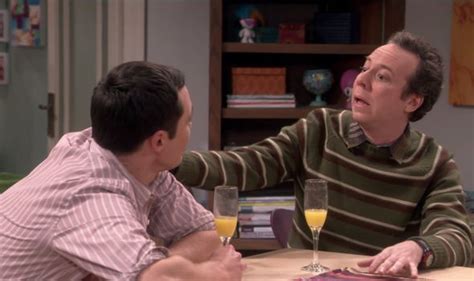 The Big Bang Theory Huge Sheldon Cooper Plot Hole Explained Tv