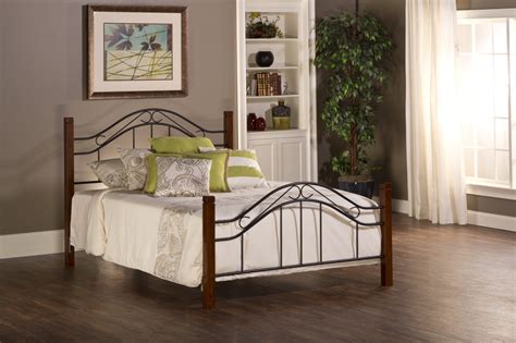 Hillsdale Furniture Matson Arched Black Metal Twin Bed With Cherry Wood Posts