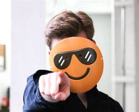 Cool Guy Emoji Mask – Emoji Masks