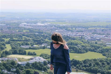 Travel Guide: Edinburgh