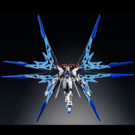 Bandai Limited Hgce Strike Freedom Gundam Wings Of Light Dx