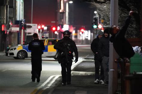 Gallery Multiple Police Units Swoop In On Rhyl Property Which Closed