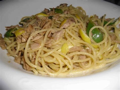 Spaghetti Al Tonno E Limone La Ricetta Per Single Da Provare In Due