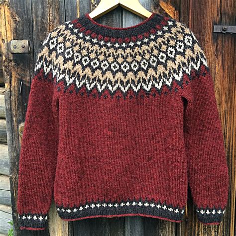 Made To Order Icelandic Wool Sweater Lopapeysa Riddari Etsy