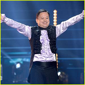 William Hung Sings ‘She Bangs’ on ‘American Idol’ Finale (Video) | American Idol, William Hung ...