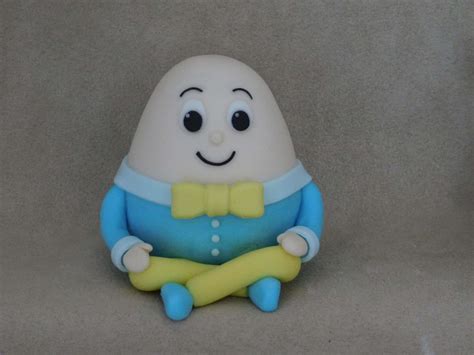 Download Humpty Dumpty Sitting On A Wall