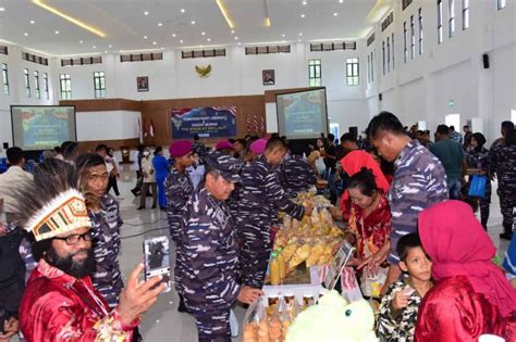 Jelang Idul Fitri 2023 Koarmada III Gelar Pasar Murah Di Sorong