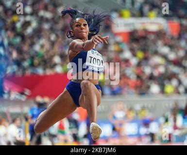 Jasmine Todd De Estados Unidos Compitiendo En Salto Largo Para Mujeres