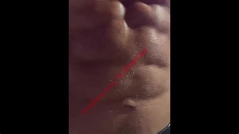 斯巴达式深蹲打气并做好准备 Pornhub Gay