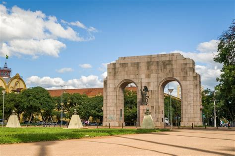 Parque Farroupilha un ícono del centro de Porto Alegre SKY Airline