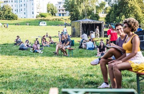 Umsonst und Draußen Festival in Stuttgart Kerniger Metal und dazu