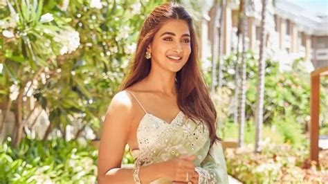 Jana Gana Mana Pooja Hegde To Train In Martial Arts Tamil News