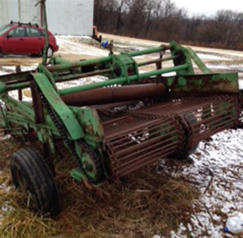 John Deere Potato Digger - Engel Bros EquipmentEngel Bros Equipment