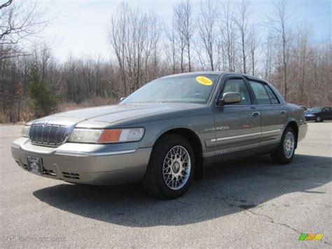 2002 Spruce Green Metallic Mercury Grand Marquis GS 27723576 Photo 17