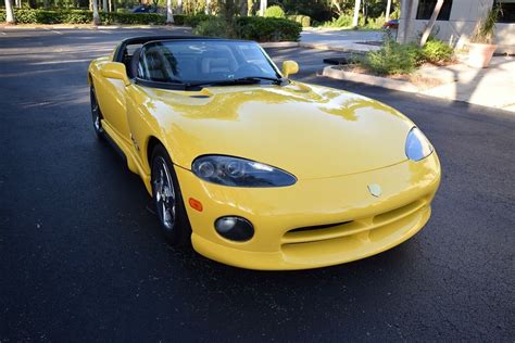 14k Mile 1994 Dodge Viper Rt10 Barn Finds