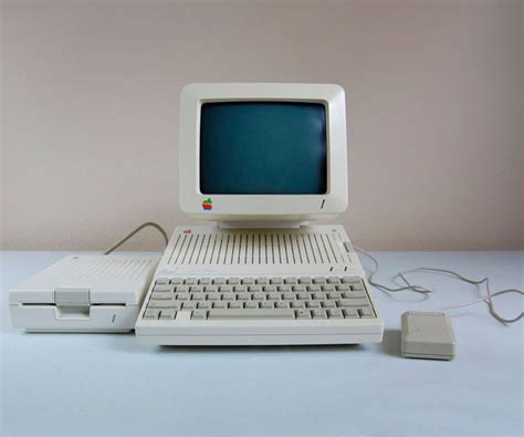 Los 39 años del primer computador portátil de Apple