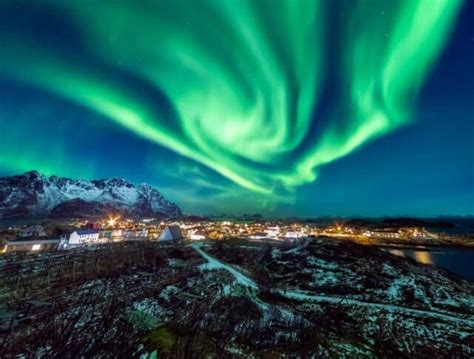 Top Tips for Seeing the Northern Lights in Tromso, Norway