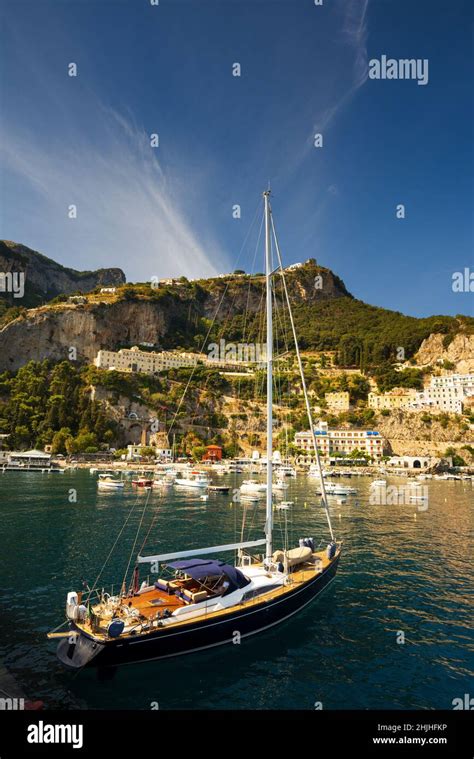 Navegando En Amalfi Fotograf As E Im Genes De Alta Resoluci N Alamy