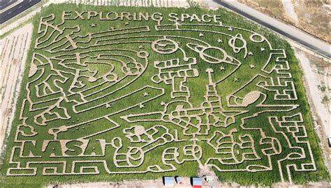 Amazing Corn Crop Maze Art | Art