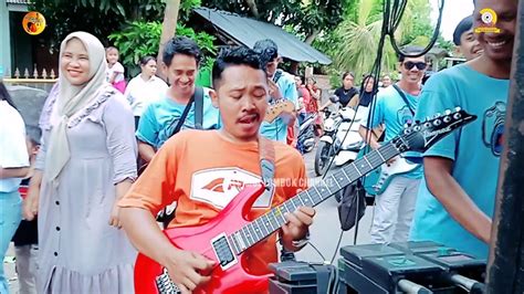 Sang Gitaris Andalan Temu Karya Lebih Heboh Ketimbang Lagunya Youtube