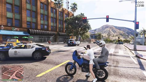 GTA 5 Amanda And Michael S Ten Star Cop Battle Escape YouTube