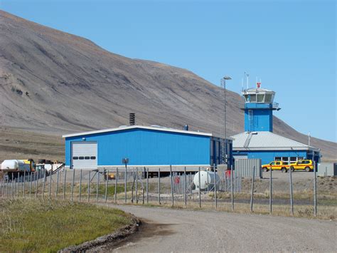 Qaanaaq Airport