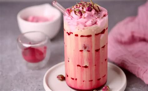 Osvježavajući Ljetni Napitak Da Li Ste Probali Pink Latte