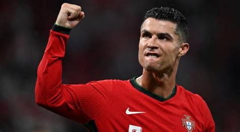 Cristiano Ronaldo Ofrece Trabajo En Su Hotel Pestana CR7 Con