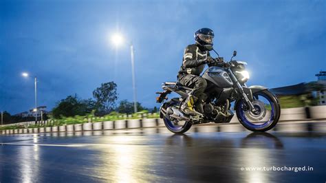 2023 Yamaha FZ-S Fi Ver 4.0 DLX: First Ride Review - Turbocharged