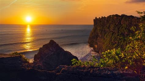 Bali Uluwatu Sunset Jimbaran Seafood Dinner Bali Ritual Tours