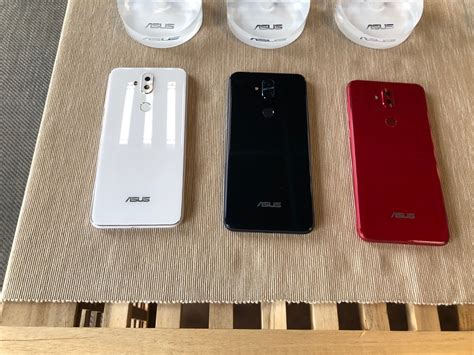 Mobile World Congress Asus ZenFone 5Z Ti Trasforma In Un Fotografo