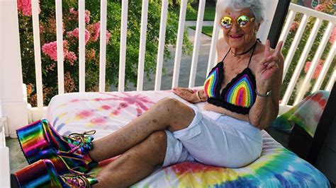 Conoce A Baddie Winkle La Abuela Más Divertida Y Famosa De Las Redes Sociales Telemundo