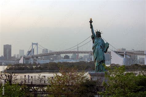 Rainbow Bridge, Tokyo Stock Photo | Adobe Stock