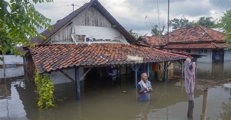 Info Banjir Terkini Sejumlah Wilayah Pekalongan Batang Terendam