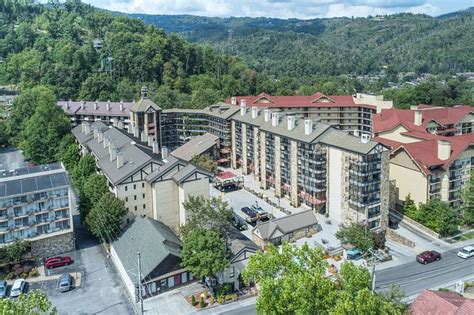 Gatlinburg Town Square By Exploria Resorts Updated Prices Reviews