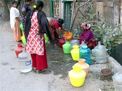 Bengaluru Water Crisis Govt Imposed Fine On People Who Are Using