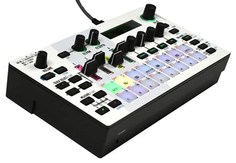 roland mc  overlays oversynth