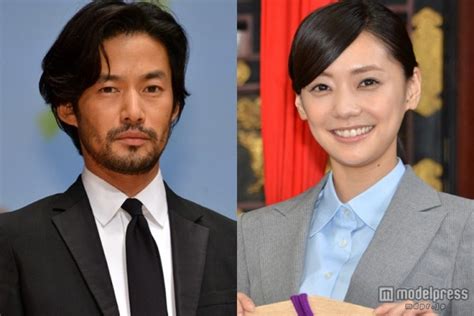 竹野内豊＆倉科カナが熱愛中？元彼女の和久井映見とは破局していた！｜