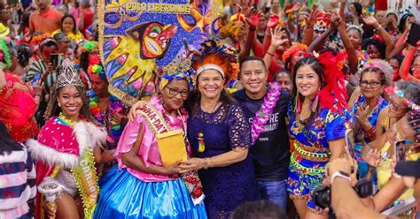 Raimundo Penha Re Ne Centenas De Idosos No Baile Da Felizidade