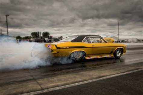 Muscle Car Drag Racing Wallpaper - WallpaperSafari