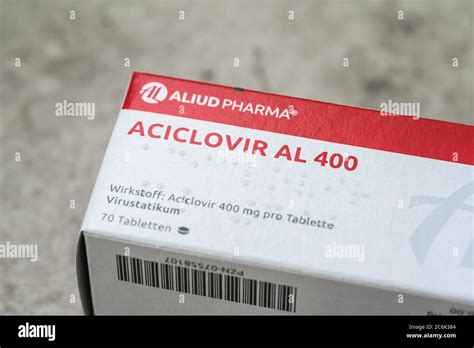 Shingles infection hi-res stock photography and images - Alamy