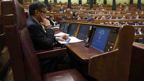 Reuni N De Diputados Del Psoe Para Imponer La Abstenci N El Imparcial