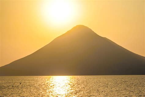 【鹿児島】開聞岳 登山 ～ 海越し眺める薩摩富士、東京から遥々と九州最南の旅 My Roadshow 登山ブログ