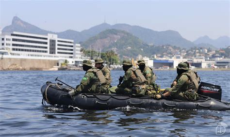 O sonho de ser um Fuzileiro Naval Agência Marinha de Notícias