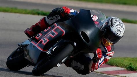 Motogp Marc M Rquez Vuelve A Subirse A Una Moto Tras Su Operaci N