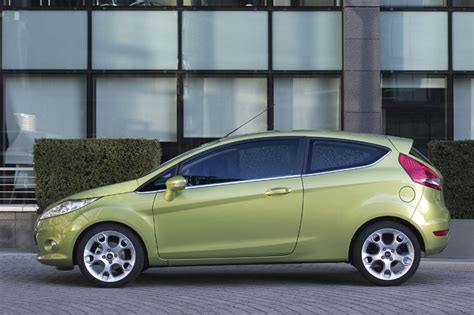 Ford Fiesta 1 6 TDCi Econetic Titanium Car Technical Specifications