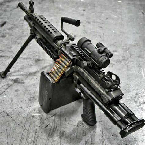 美军制式通用机枪：m249班用机枪腾讯新闻