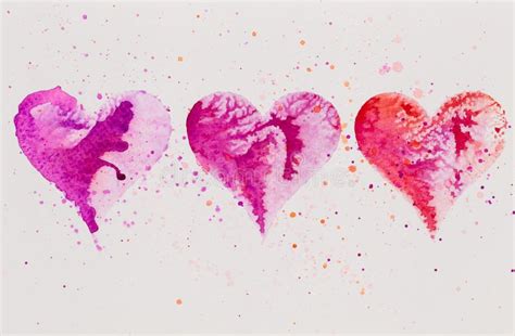 L Aquarelle A Peint Le Coeur Rose Sur Le Papier Blanc D Aquarelle